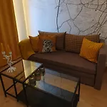 Travel&Sleep Airport Apartment Zarembowicza