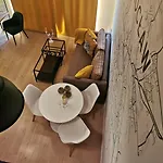 Travel&Sleep Airport Apartment Zarembowicza