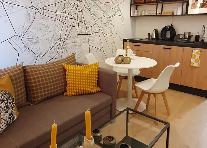 Travel&Sleep Airport Apartment Zarembowicza